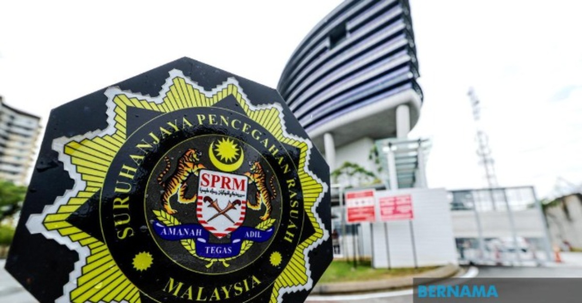 MACC Jalin bekerja sama dengan otoritas Inggris tentang penyelidikan aset Dr Mahathir, keluarga