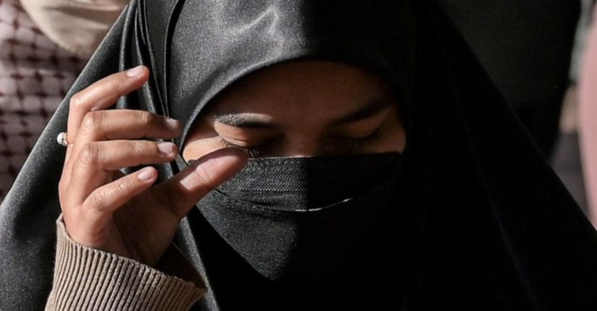 Abai Zayn Rayyan, Ismanira Dipenjara Lima Tahun – Pengadilan