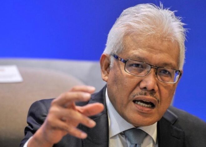 Hamzah Mengundurkan Diri sebagai Pemimpin Oposisi