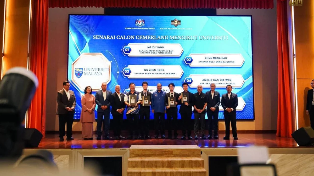 27 Pelajar Terbaik STPM 2025 Terima Tajaan Yuran Pengajian